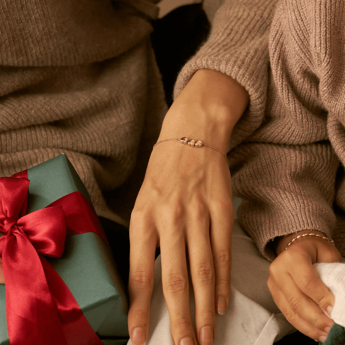 Personlig armbånd med hjerte og initial