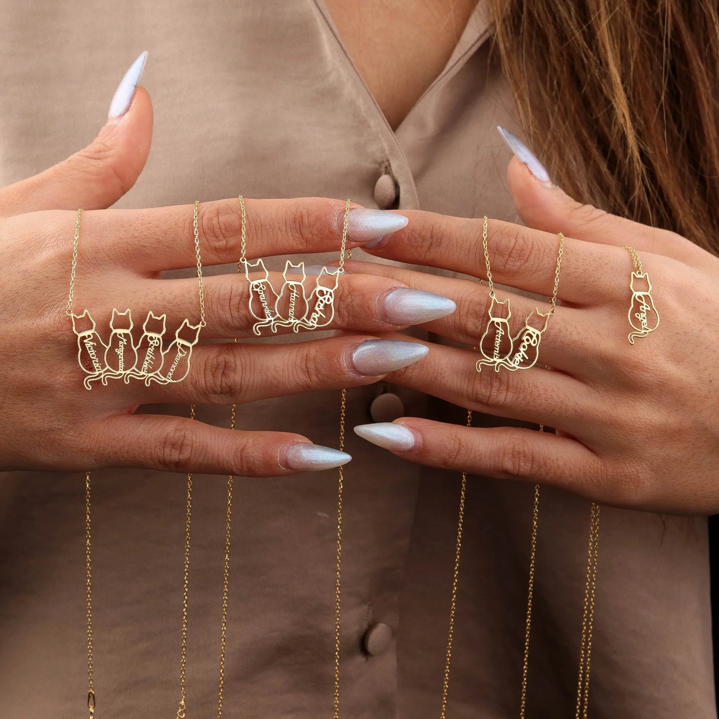 Personlig halskjede med kattens navn