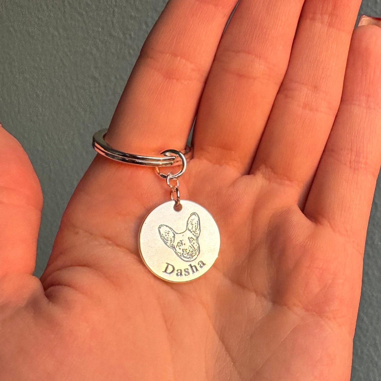 Personlig nøkkelring med kjæledyransikt