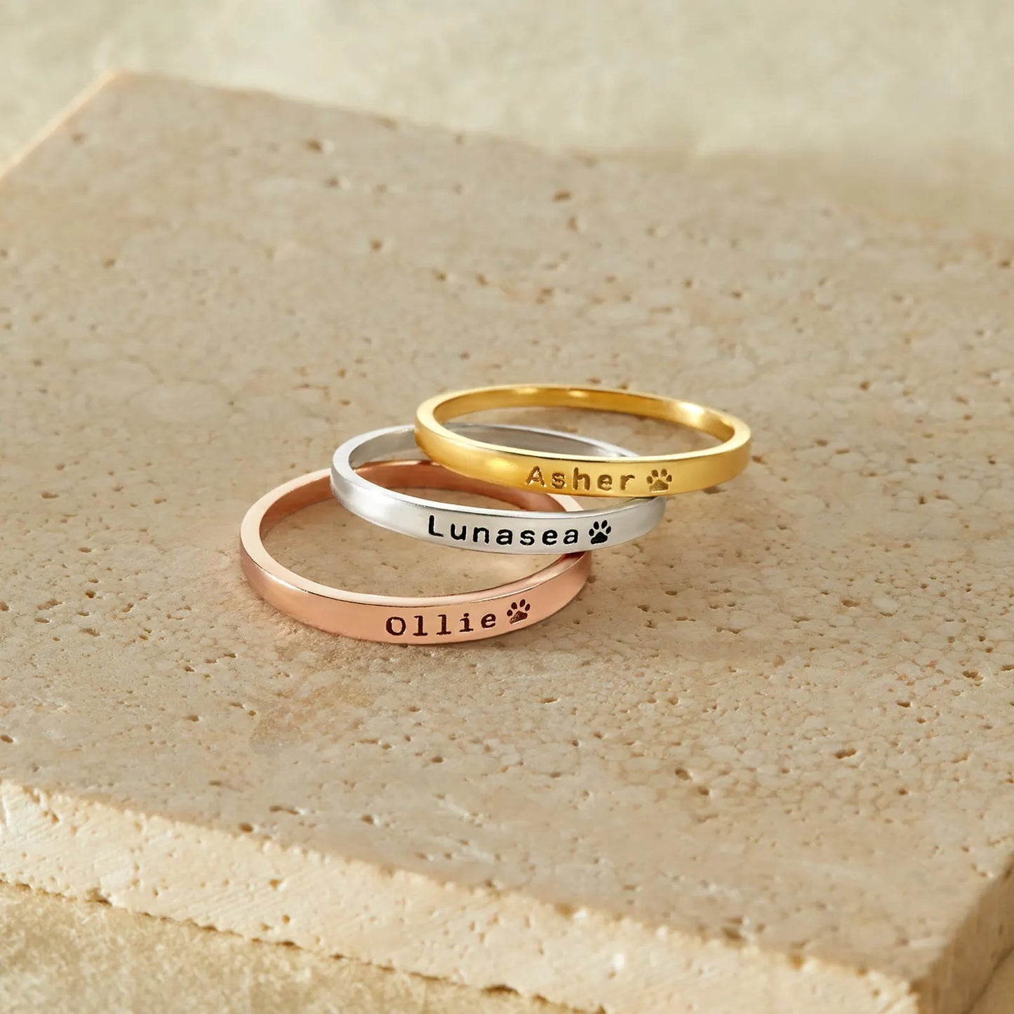 Personlig ring med kjæledyrets navn