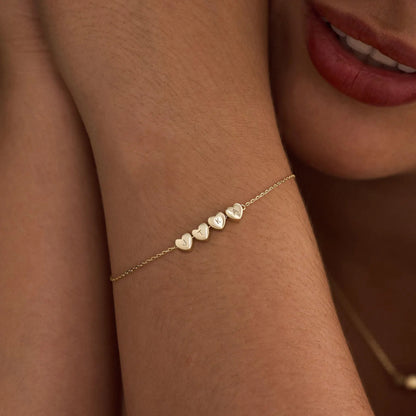 Personlig armbånd med hjerte og initial