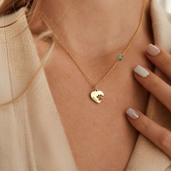 Personlig halskjede med pote og hjerte