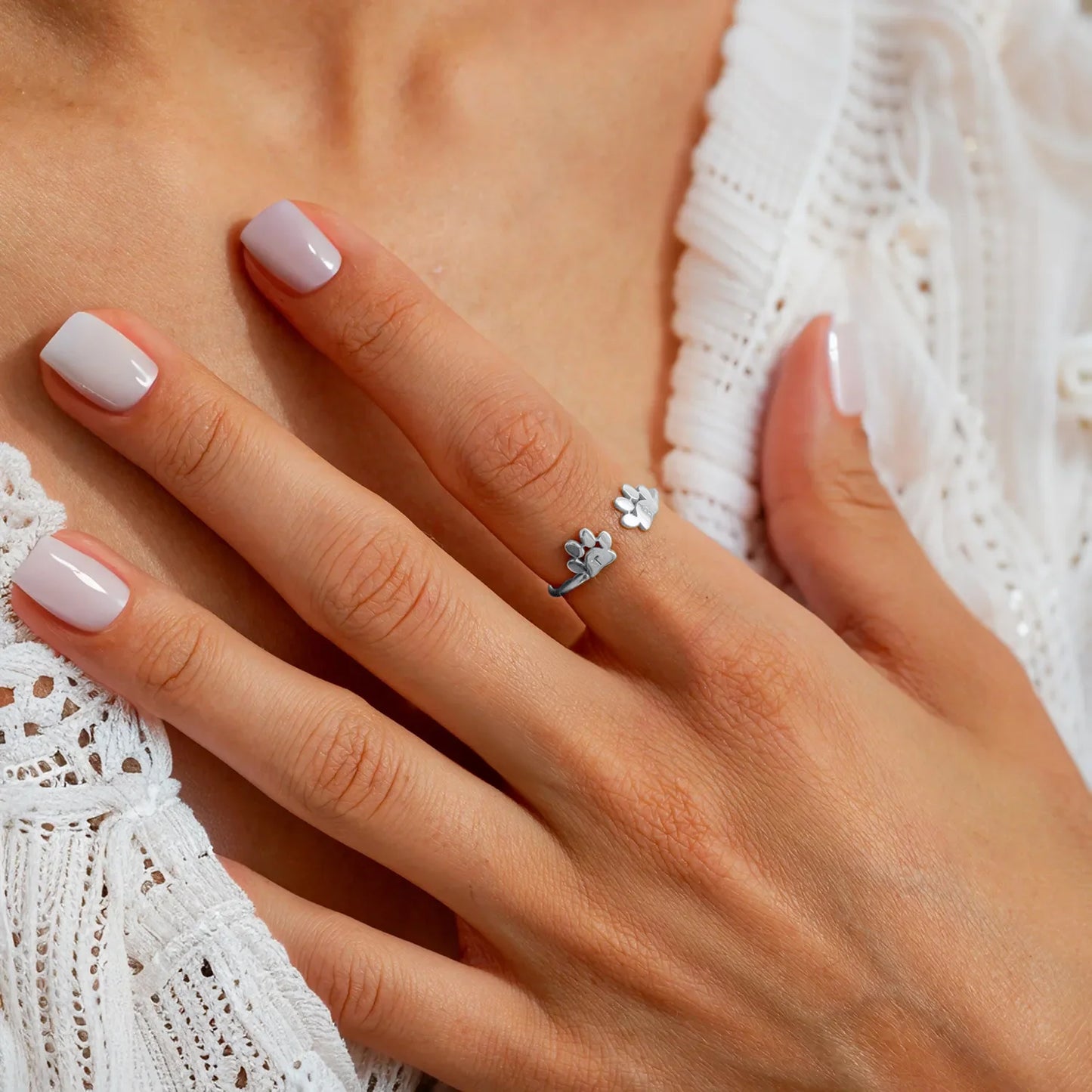 Personlig ring med kjæledyrets initial