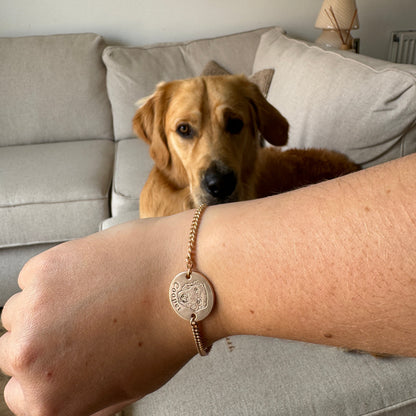 Personlig armbånd med kjæledyransikt