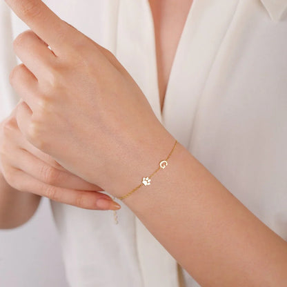 Personlig sideveis initialarmbånd